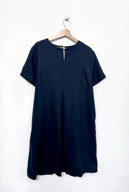 Hastö Linen Dress Dark Blue sold by Ivalo.com