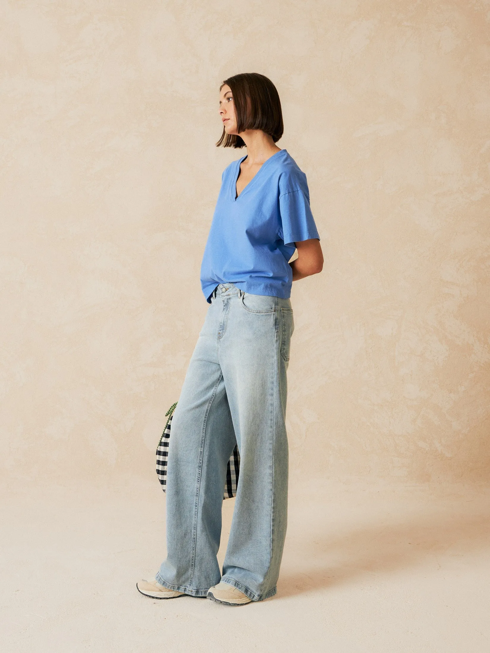 Pau Basic V-Neck T-Shirt Provenza Blue sold by Ivalo.com product image thumbnail 2