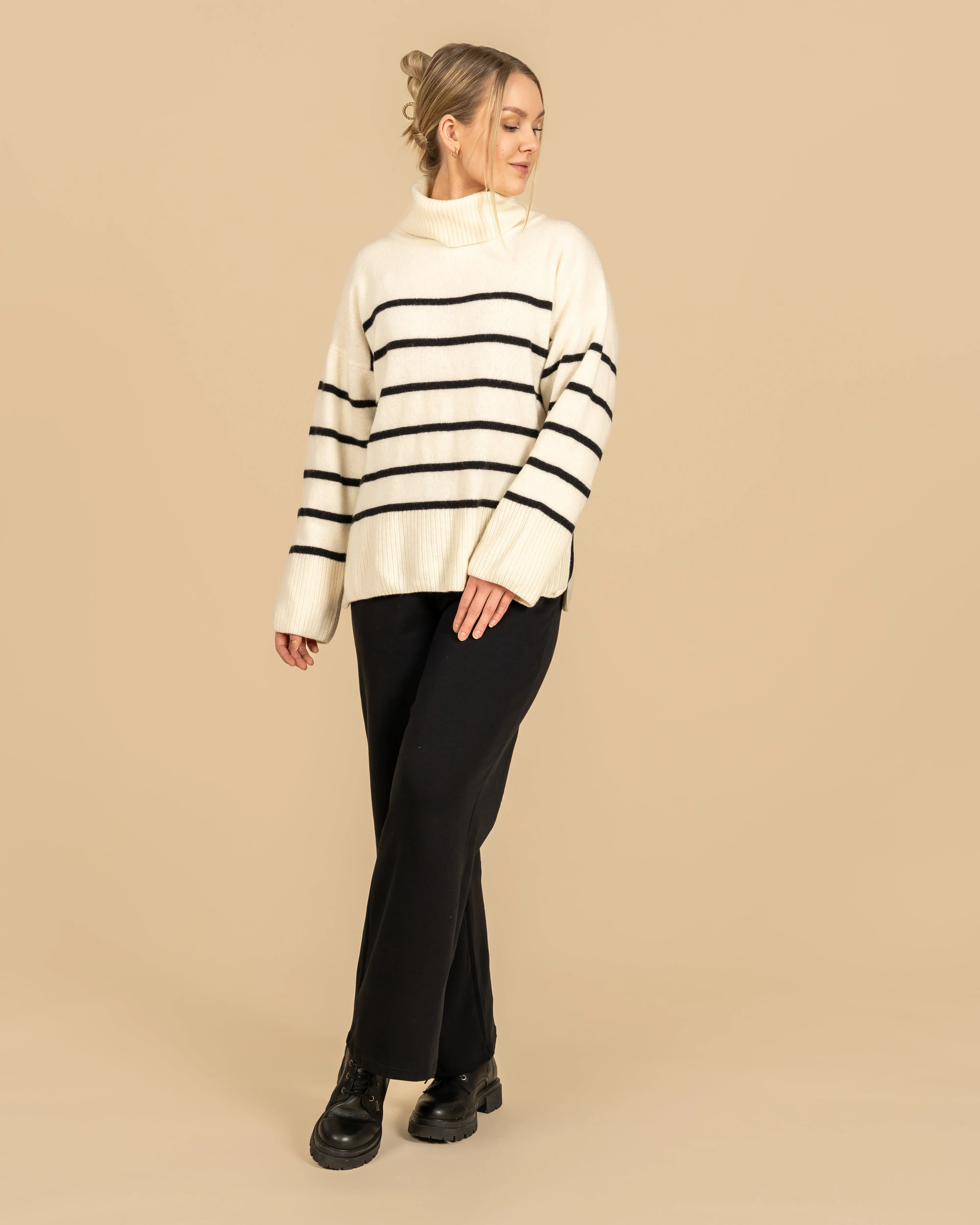 Utu Merino Wool Polo Knit Striped White sold by Ivalo.com product image thumbnail 2