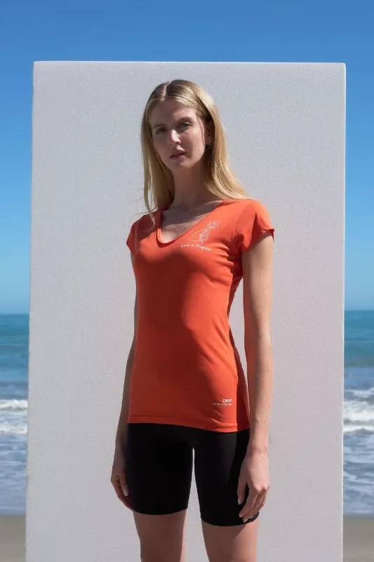 Printed V-neck T-Shirt Red sold by Ivalo.com