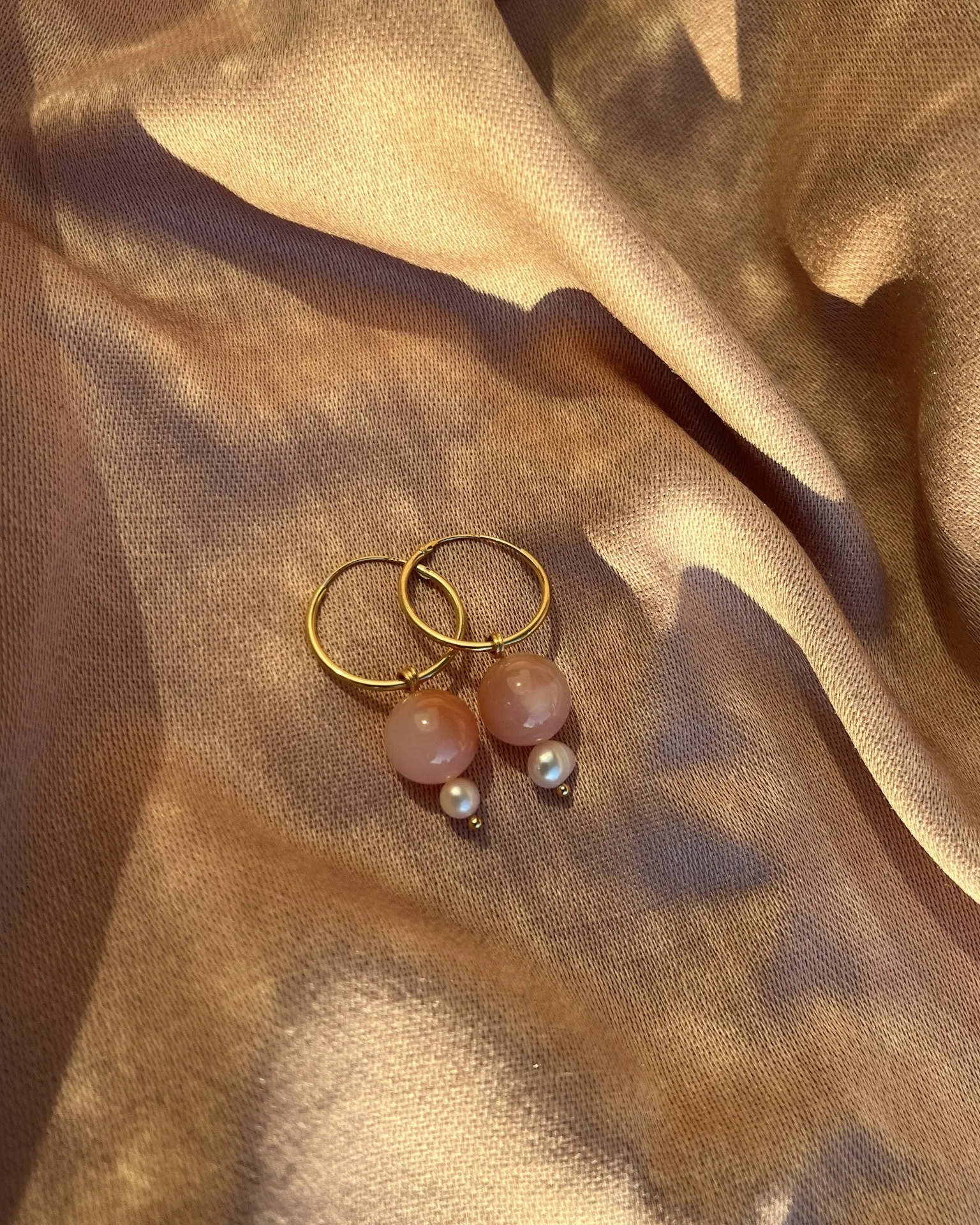 Amor Hoop Light Pink sold by Ivalo.com