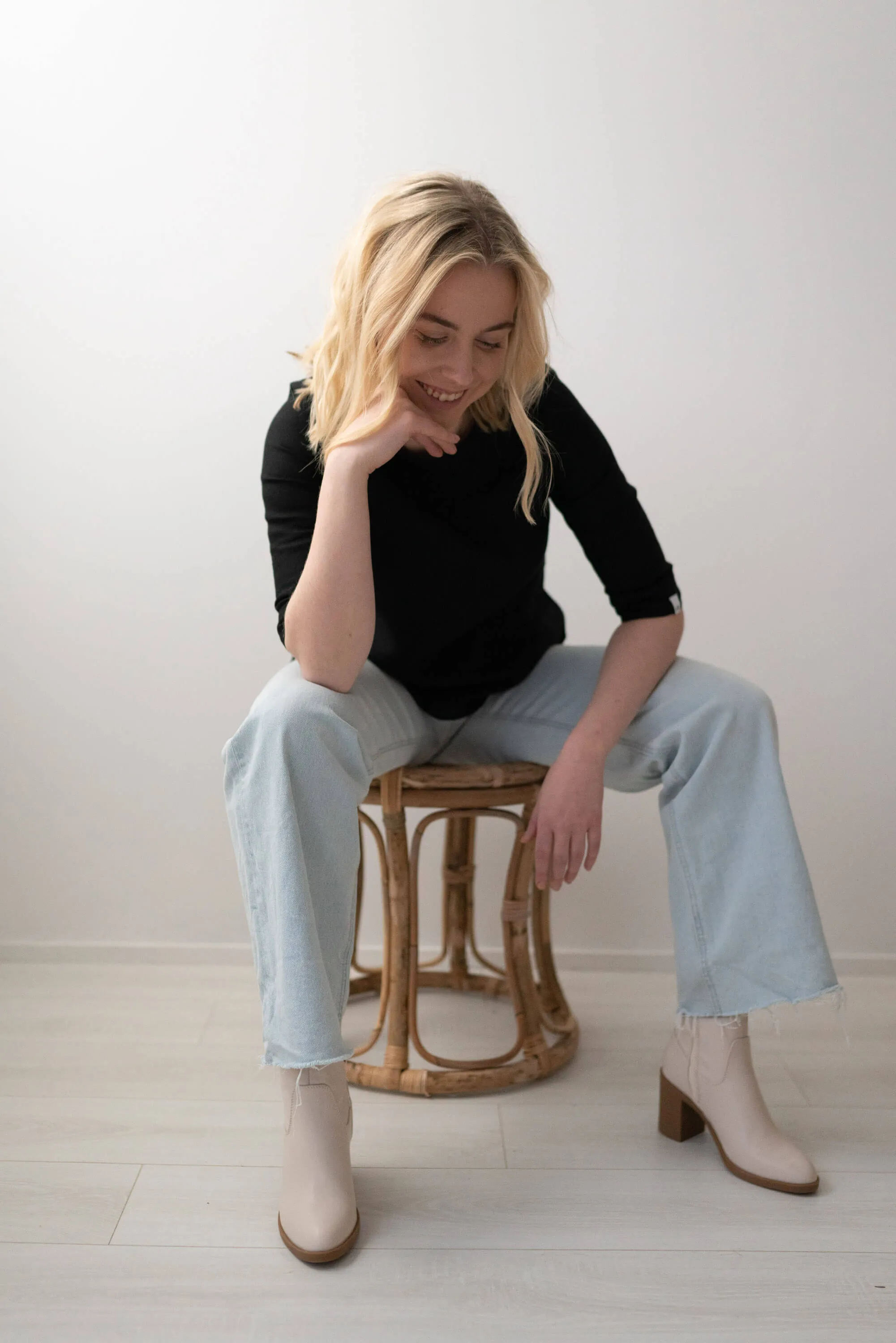 Classic Linen Blouse Black sold by Ivalo.com product image thumbnail 5