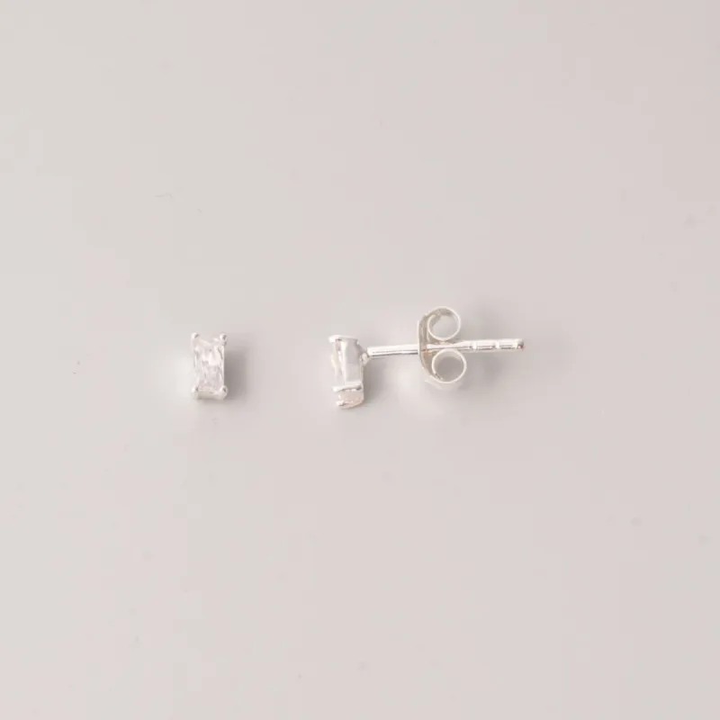 Baguette Studs Sparkle sold by Ivalo.com