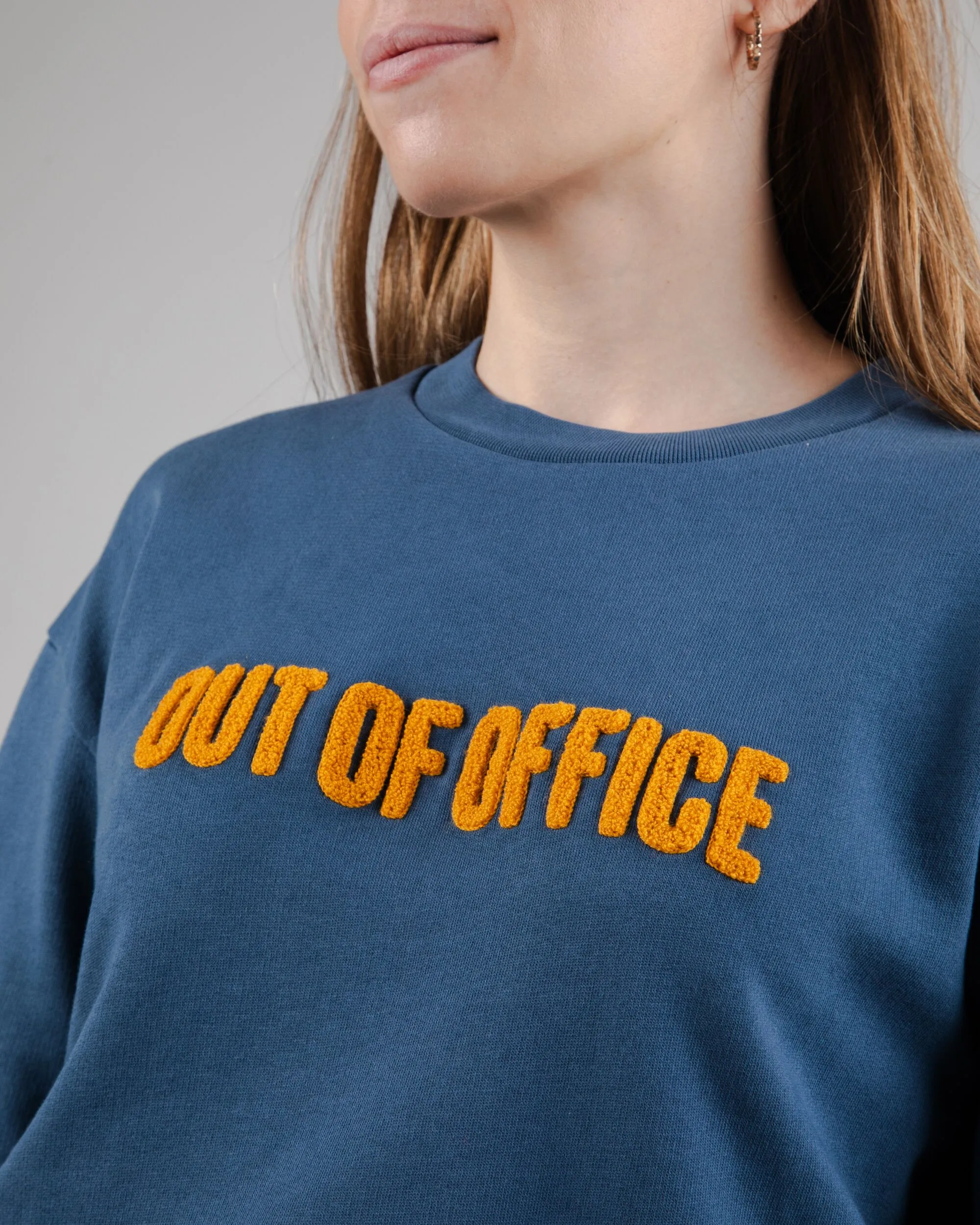 Out of Office Sweatshirt Indigo Blue sold by Ivalo.com product image thumbnail 4