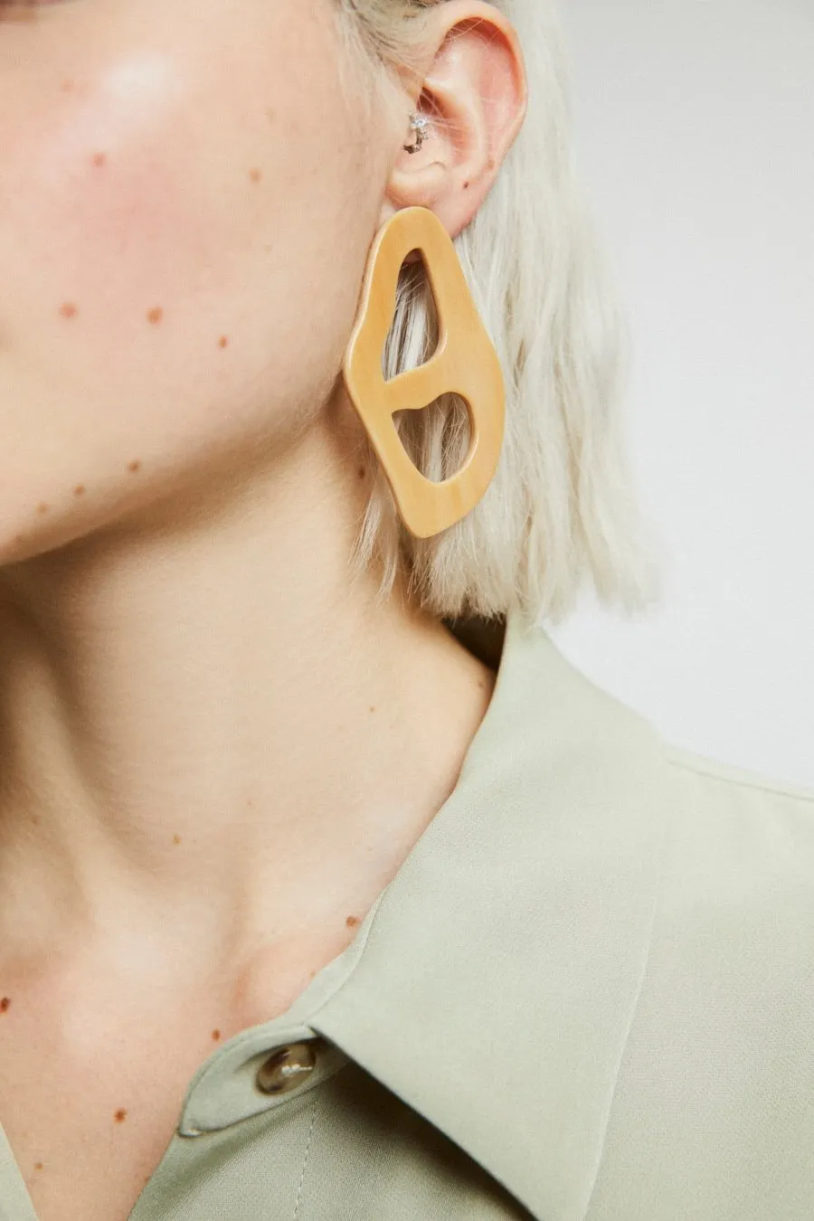 Valery Earrings sold by Ivalo.com product image thumbnail 2