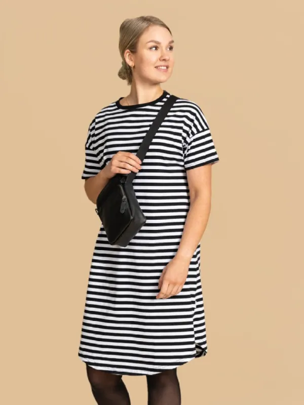 Memory Extra Long T-Shirt Black/White sold by Ivalo.com