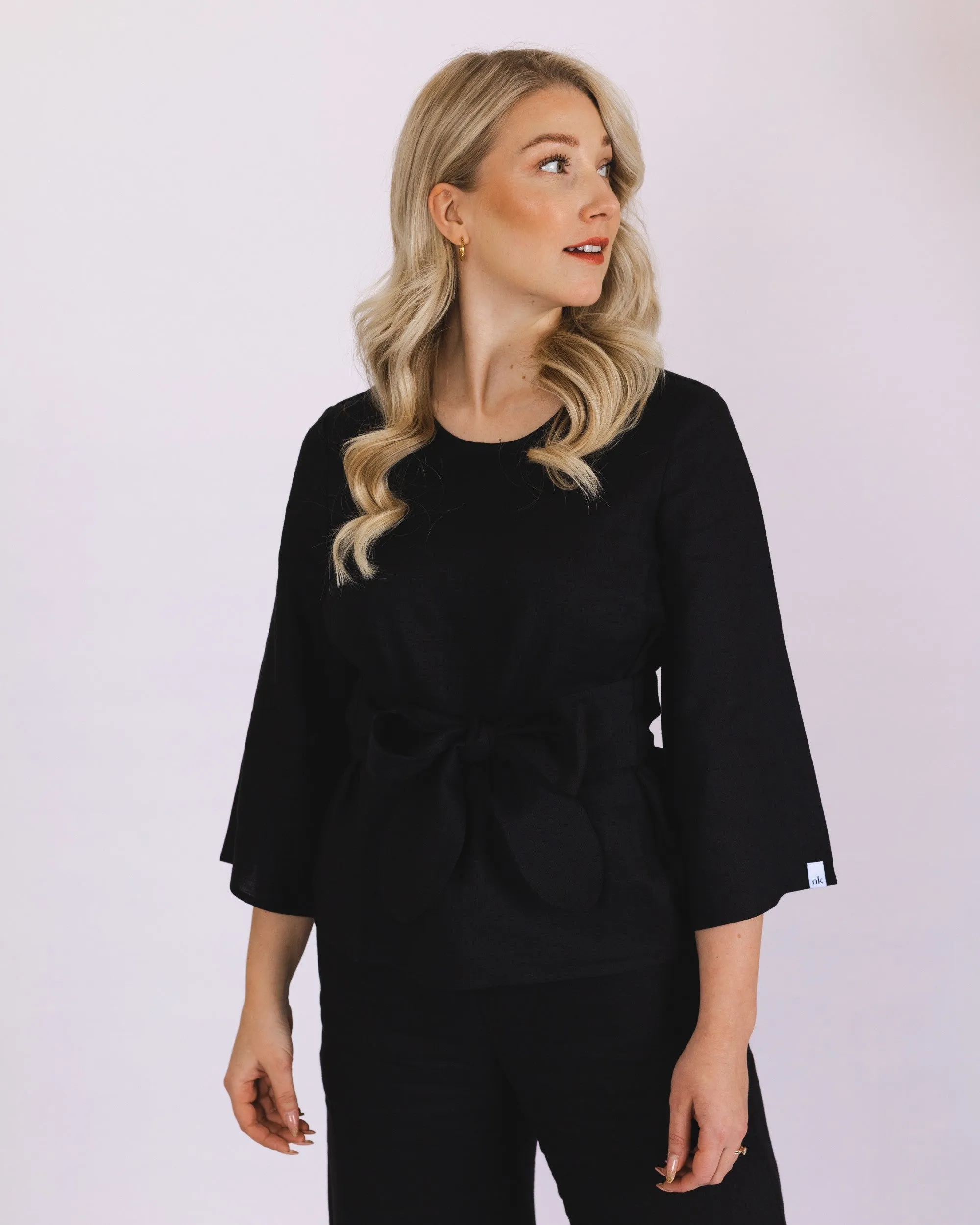 Ophelia Blouse Black sold by Ivalo.com