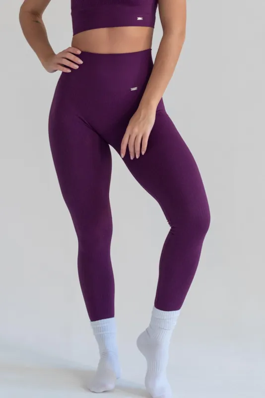 Flow Leggings Burgundy sold by Ivalo.com