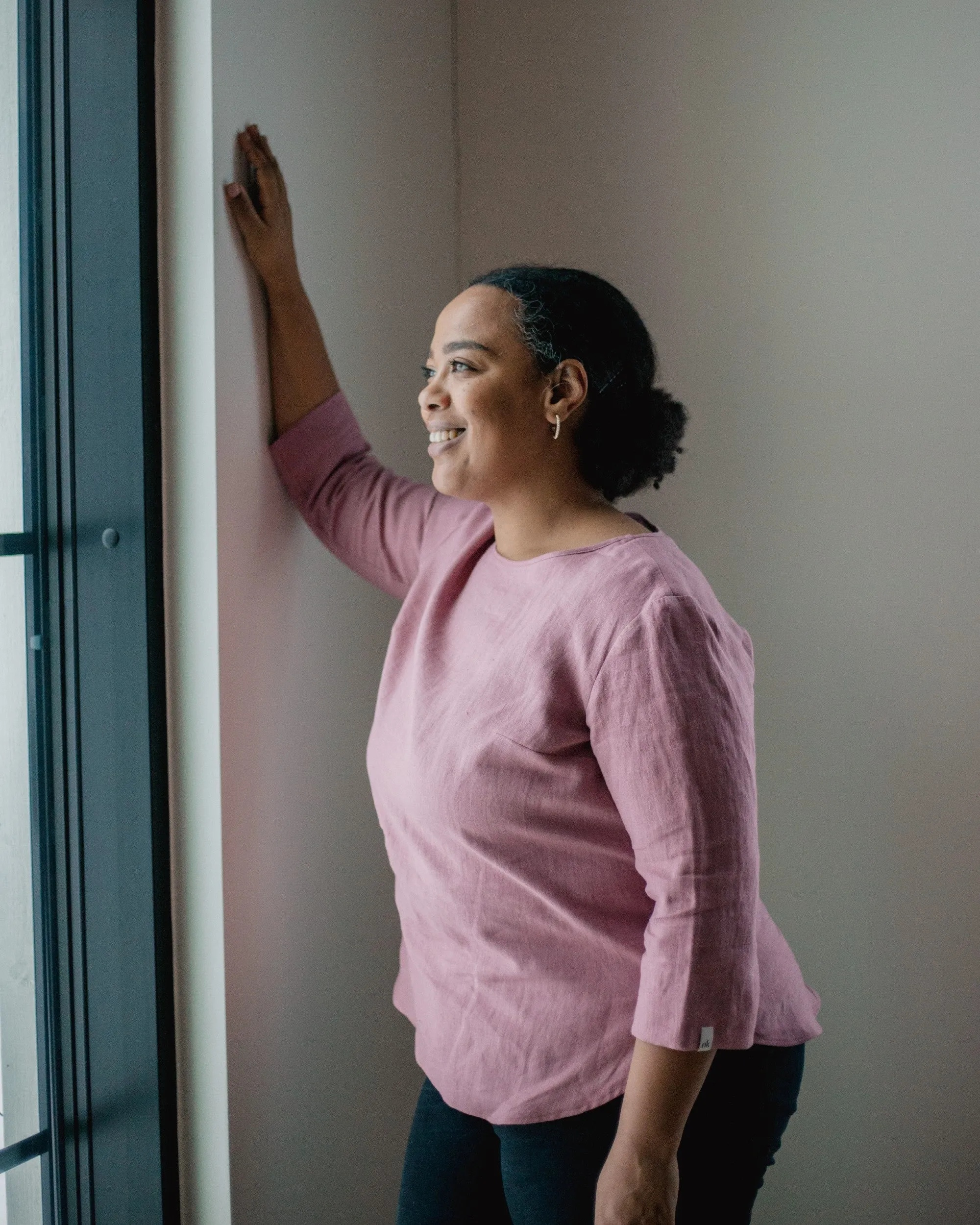 Classic Linen Blouse Old Rose sold by Ivalo.com