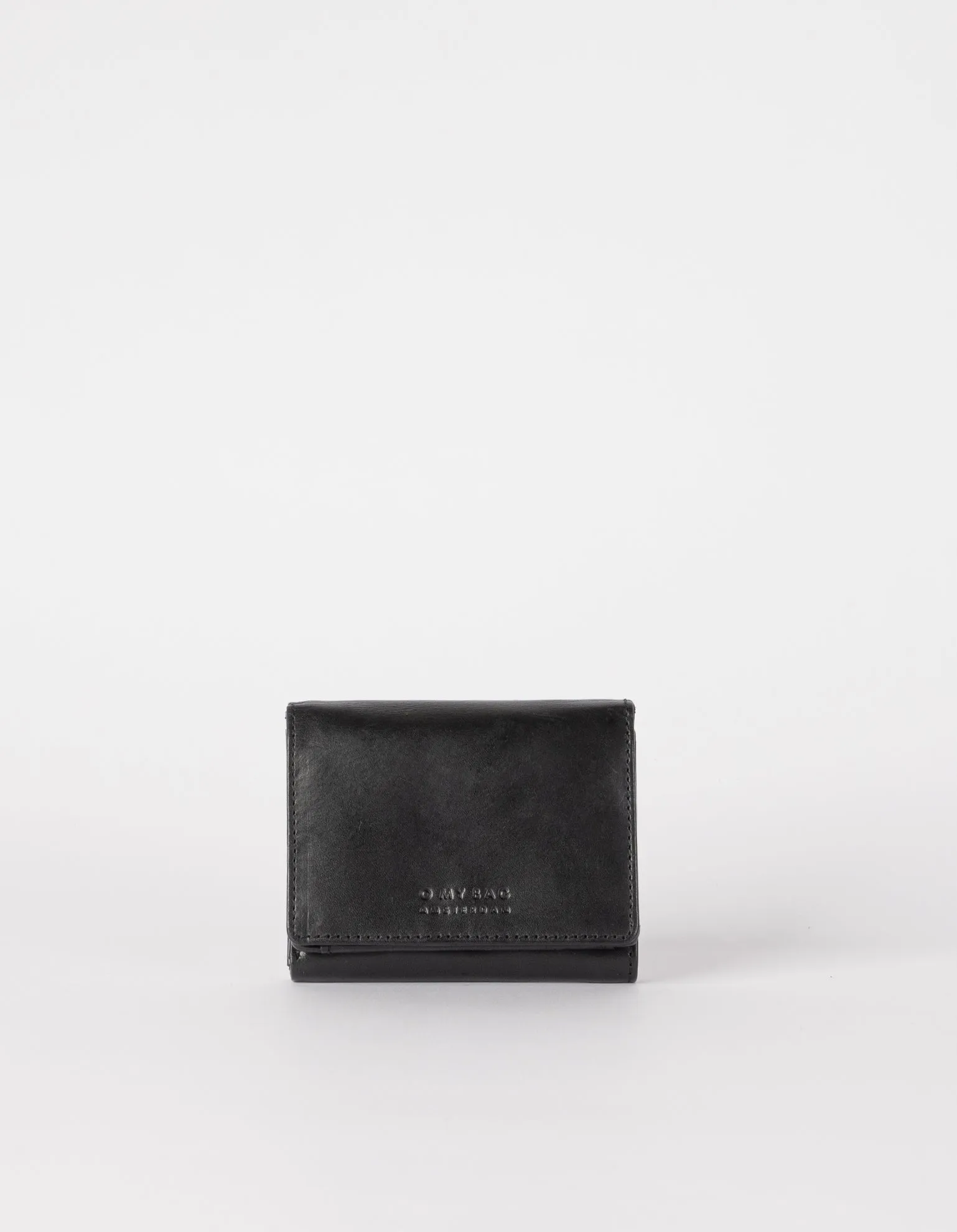 Ollie Wallet Black Classic Leather sold by Ivalo.com