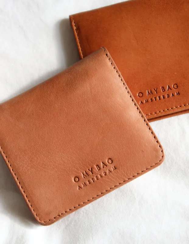 The Alex Fold-Over Wallet Classic Leather Cognac sold by Ivalo.com
