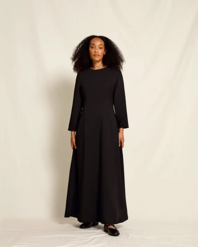 Olivia Dress Liquid Black sold by Ivalo.com