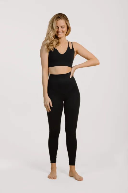 Miia Leggings sold by Ivalo.com