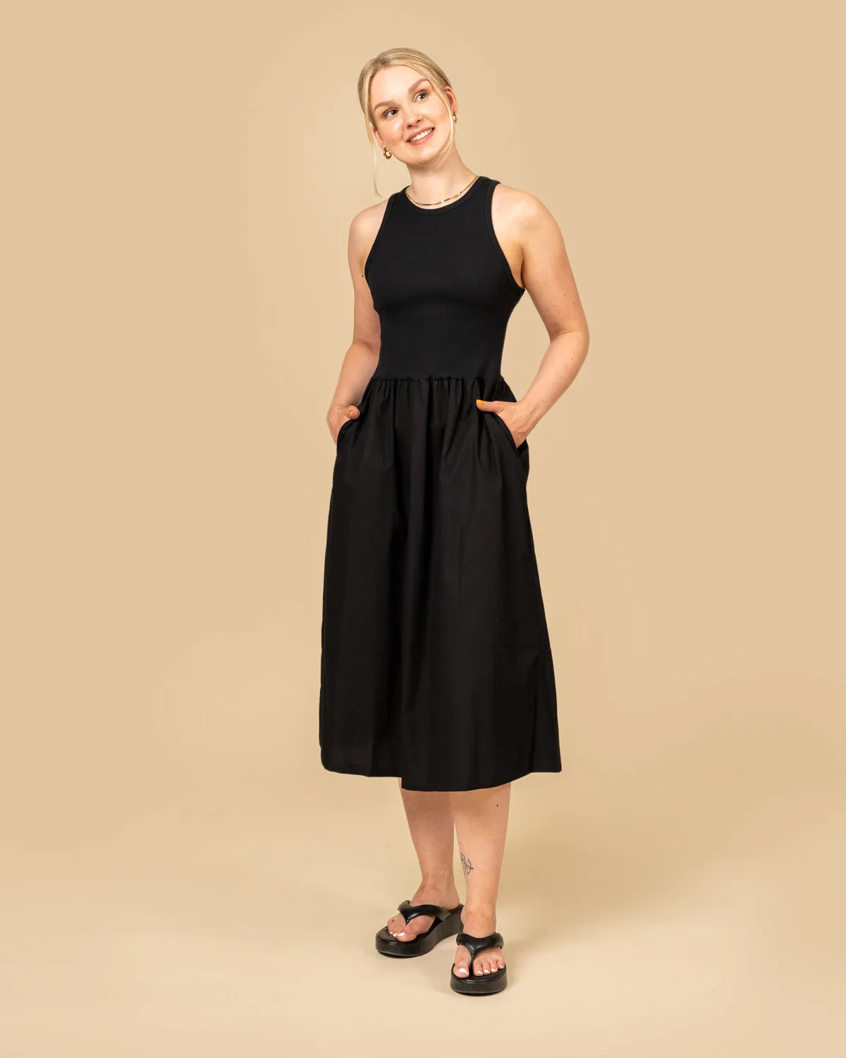 Sleeveless Dress Black sold by Ivalo.com