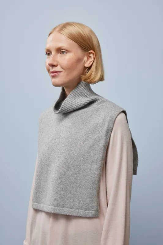 Turtle Neck Warmer Melange Grey sold by Ivalo.com
