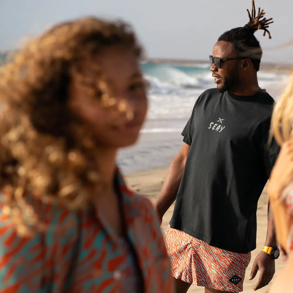 T-Shirt Black Shaka sold by Ivalo.com product image thumbnail 5