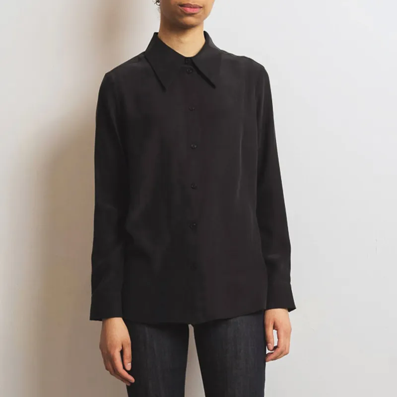 Essential Silk Shirt Black sold by Ivalo.com