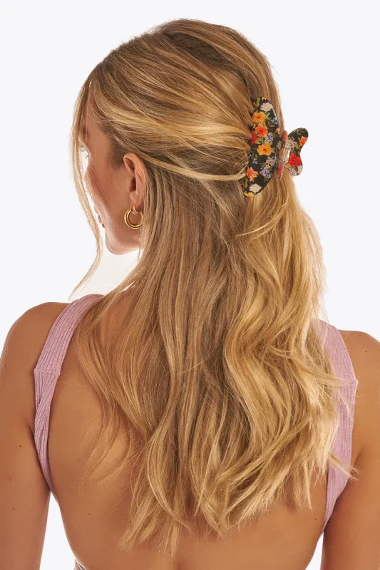 Lola Claw - Fleur De Reine sold by JANTHEE