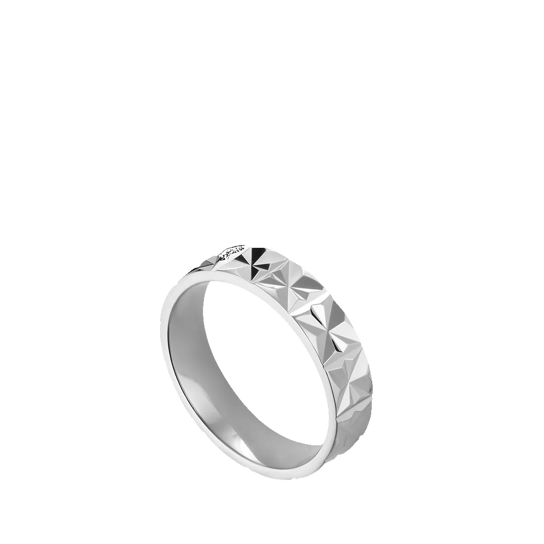 Medium Reflection ring sold by Jane Koenig