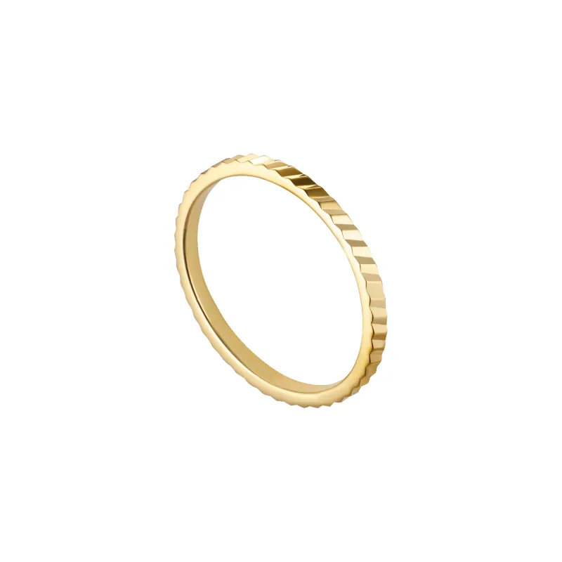 Small Reflection ring sold by Jane Koenig