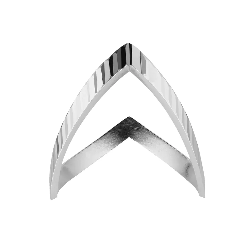 Reflection V ring sold by Jane Koenig