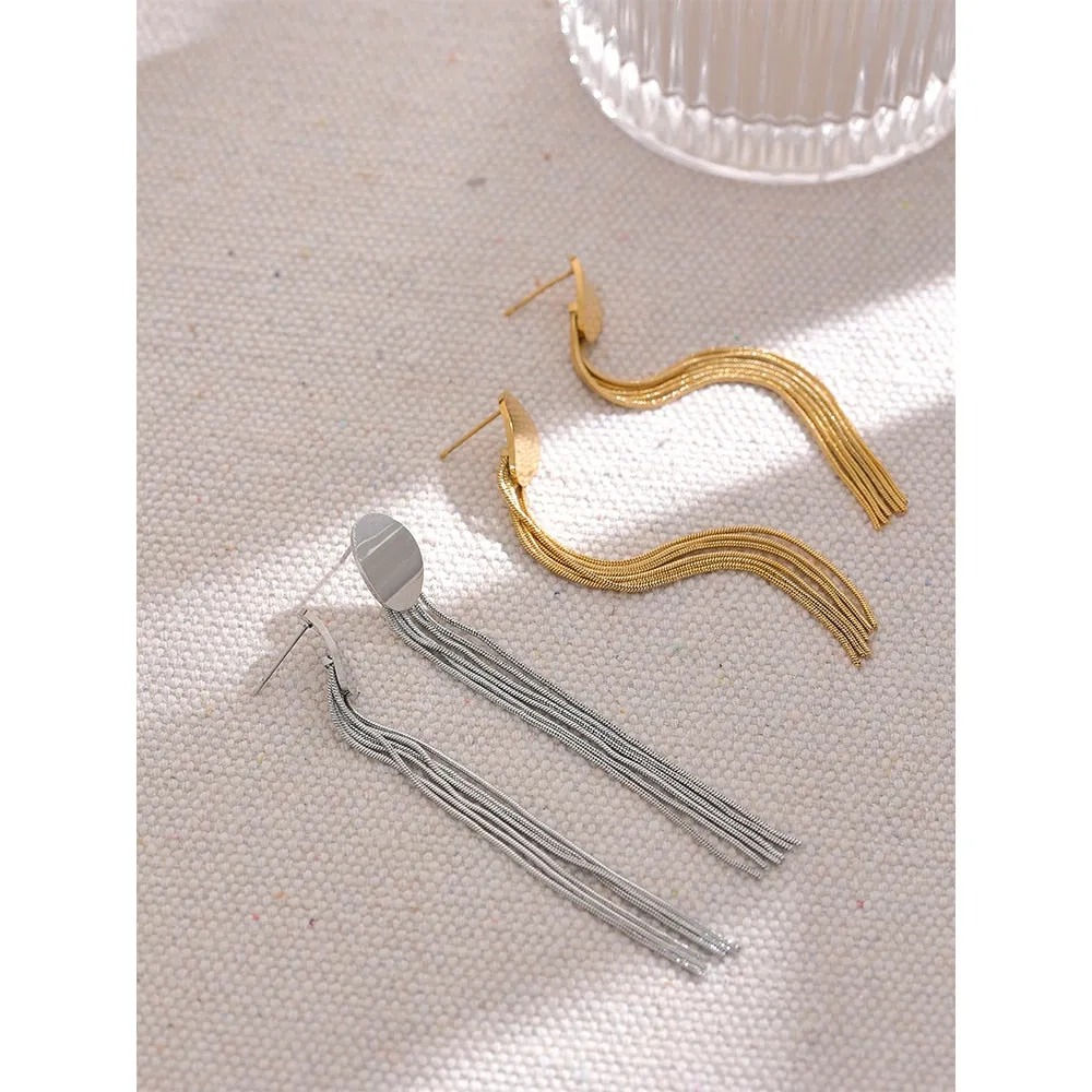 Lucasta sold by Jewleify product image thumbnail 2