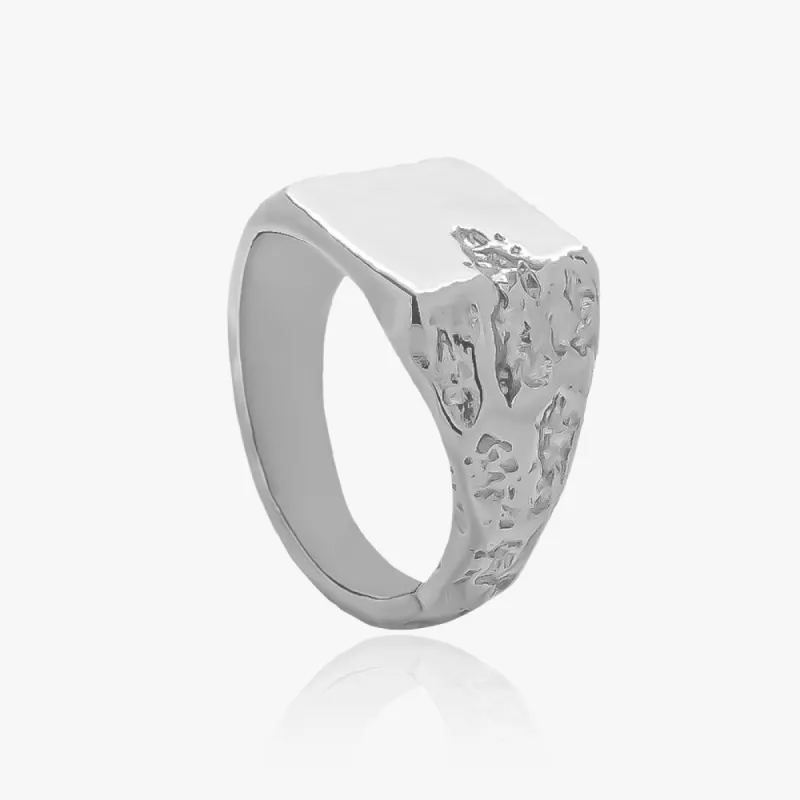 Inferno ring sold by Jewls