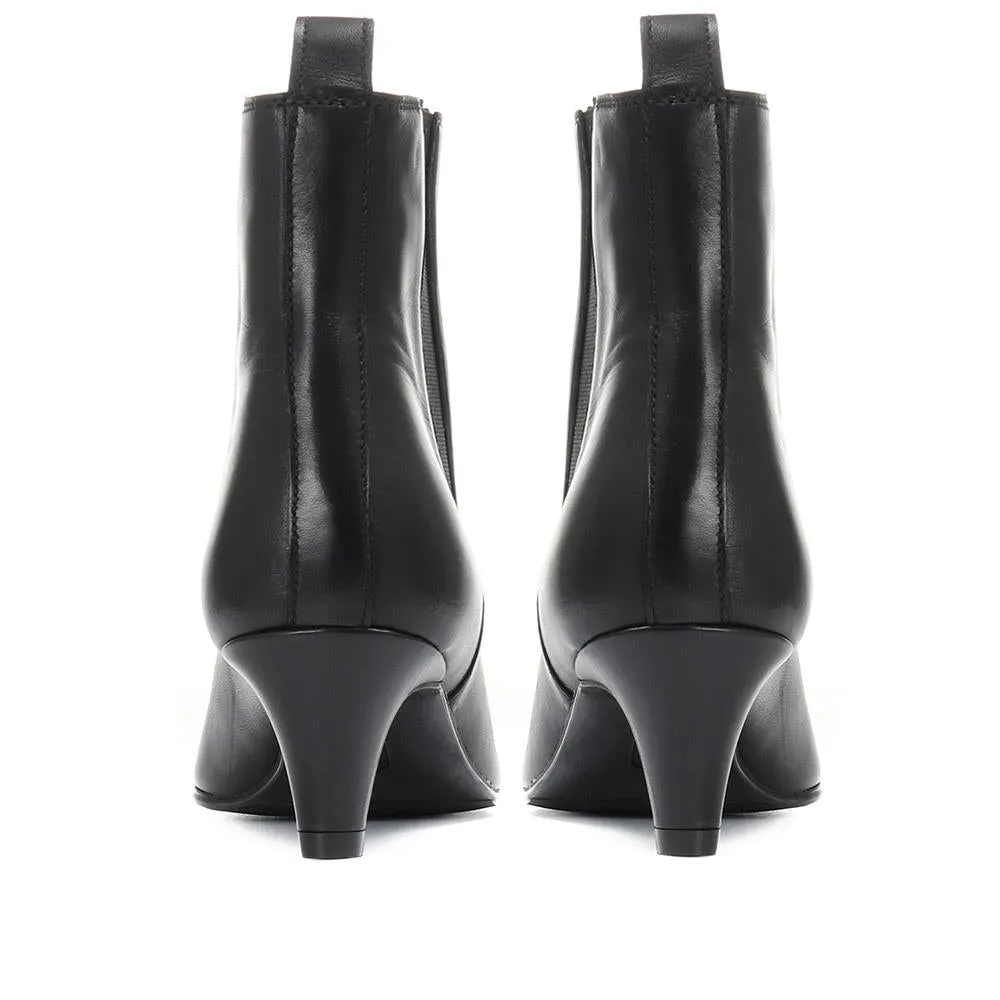 Heeled Leather Chelsea Boots - CARM30511 / 316 586 sold by Jones Bootmaker product image thumbnail 5