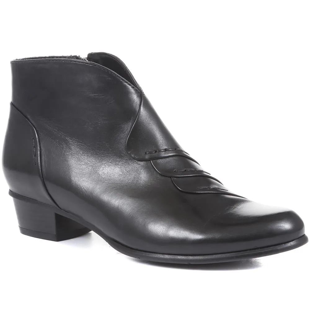 Stefany Leather Ankle Boots - SINO32501 / 319 124 sold by Jones Bootmaker