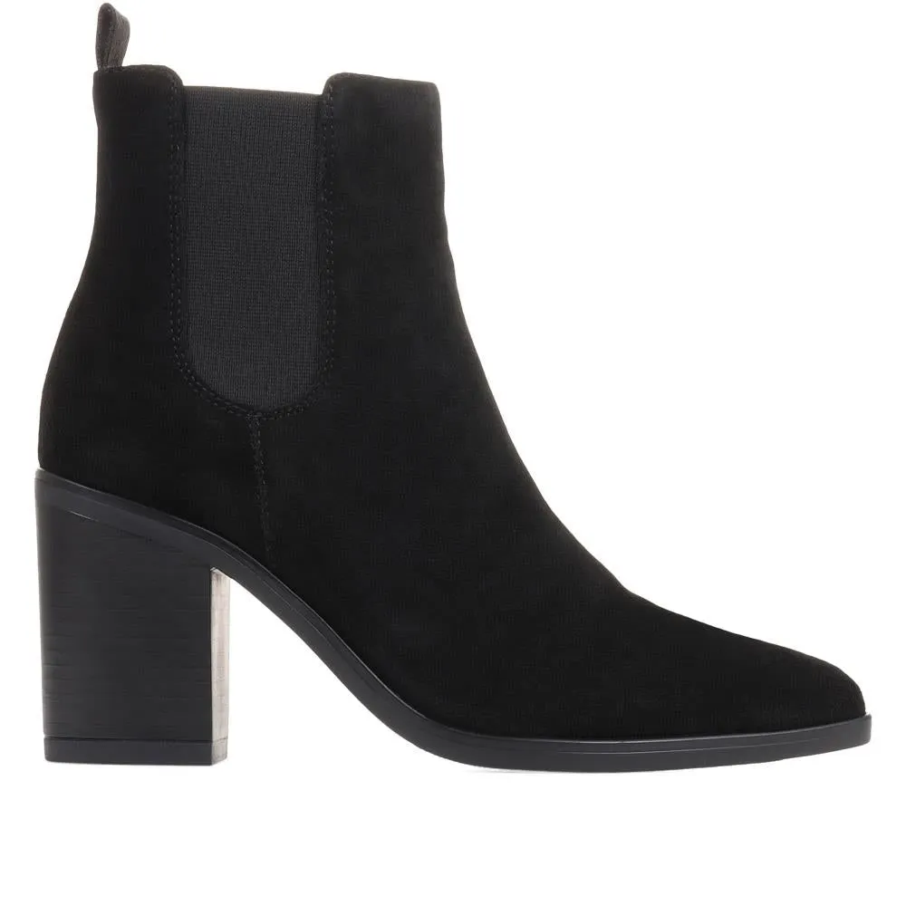 Clair Heeled Chelsea Boots - CLAIR / 322 538 sold by Jones Bootmaker product image thumbnail 3