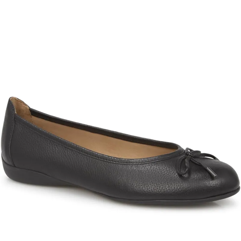 Leather Ballet Flat - GLO28512 / 313 772 sold by Jones Bootmaker