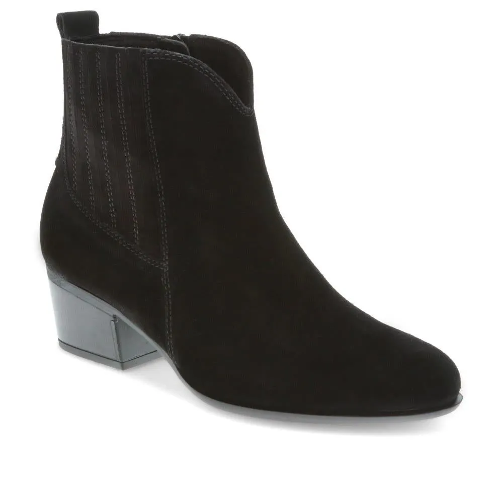 Leather Ankle Boots - GAB40511 / 325 885 sold by Jones Bootmaker