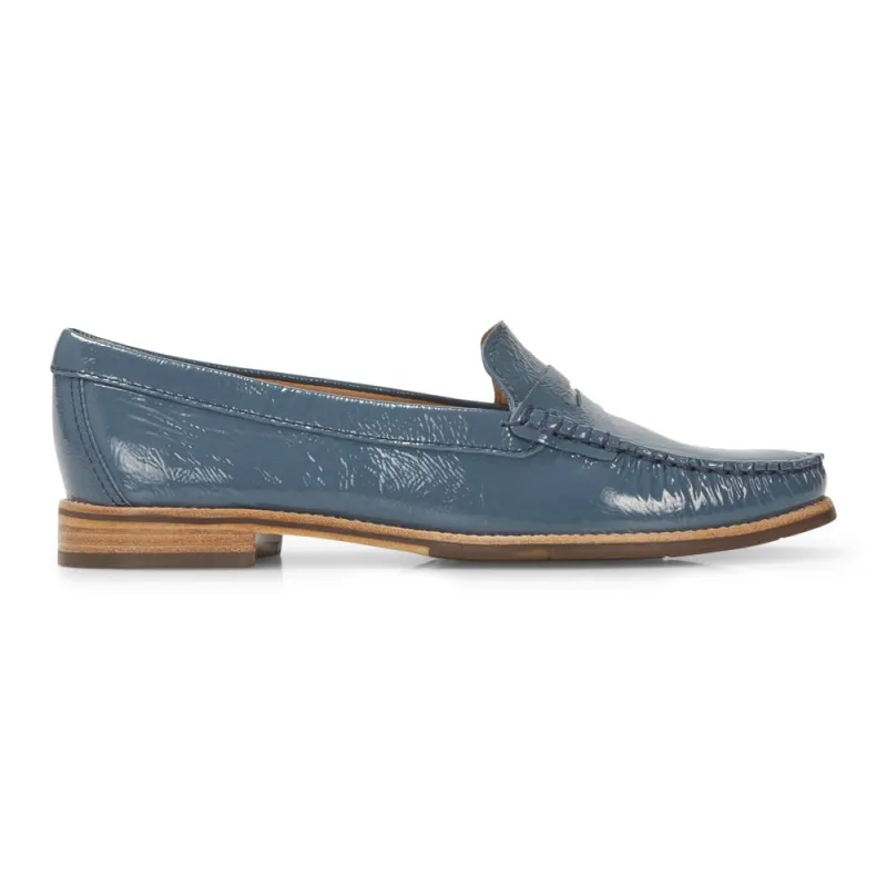 Ellie Loafer Moccasin - ELLIE / 26104762 sold by Jones Bootmaker