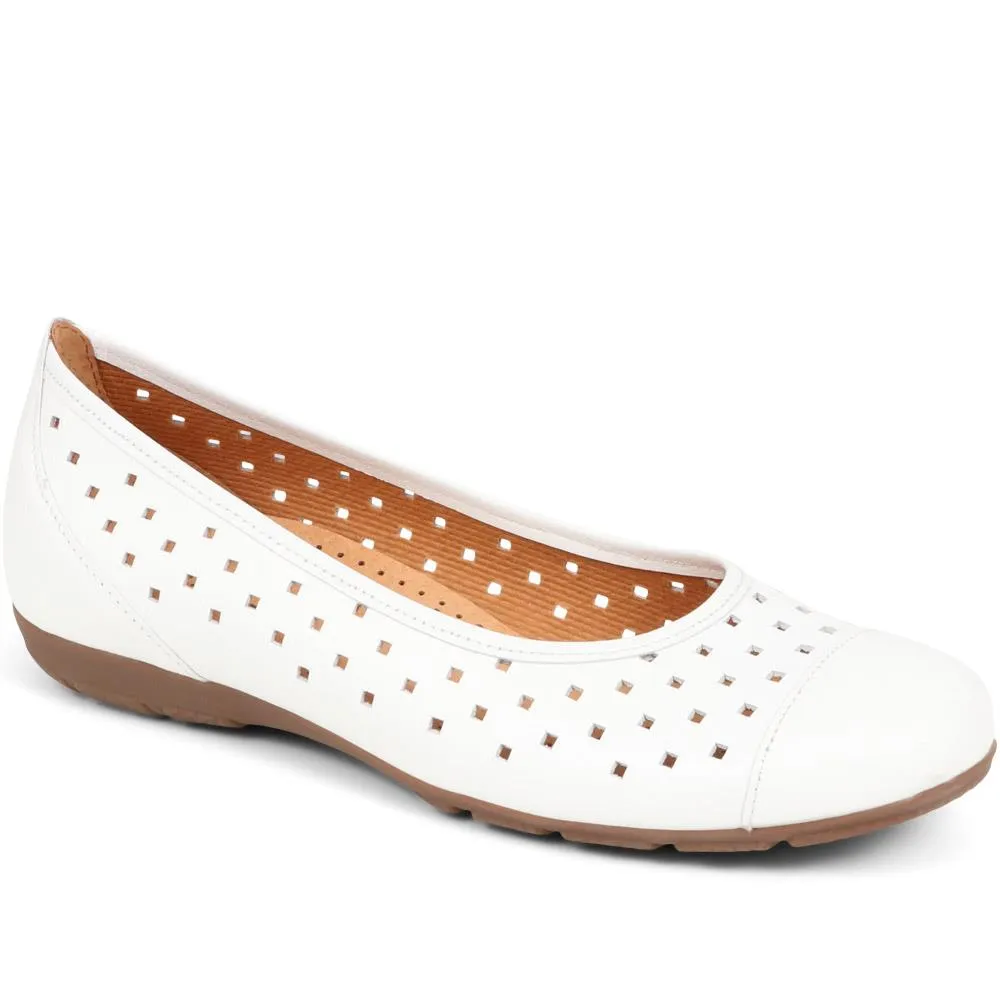 Ruffle Cut-Out Leather Pumps - GAB29571 / 314 659 sold by Jones Bootmaker product image thumbnail 2