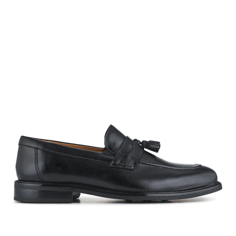Rodrigo Wide-Fit Leather Tassel Loafers - RODRIGO / 327 901 sold by Jones Bootmaker
