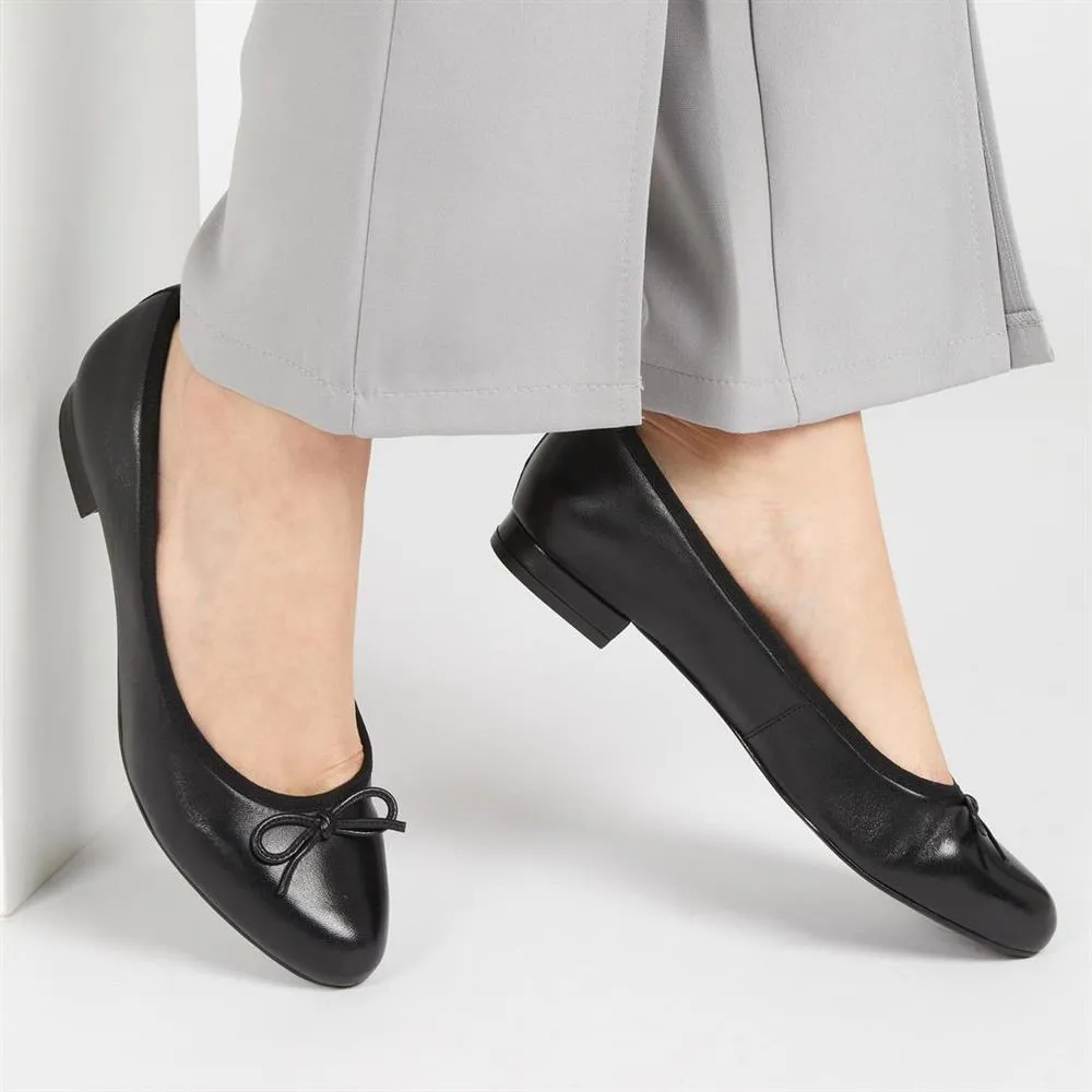 Soleil Leather Low Ballet Pumps - SOLEIL / 323 600 - Black sold by Jones Bootmaker product image thumbnail 5
