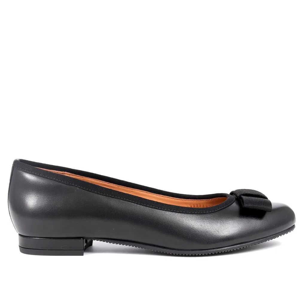 Soleil Leather Low Ballet Pumps - SOLEIL / 323 600 - Black sold by Jones Bootmaker