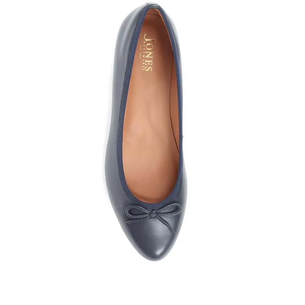 Soleil Leather Low Ballet Pumps - SOLEIL / 323 600 - Navy sold by Jones Bootmaker product image thumbnail 4