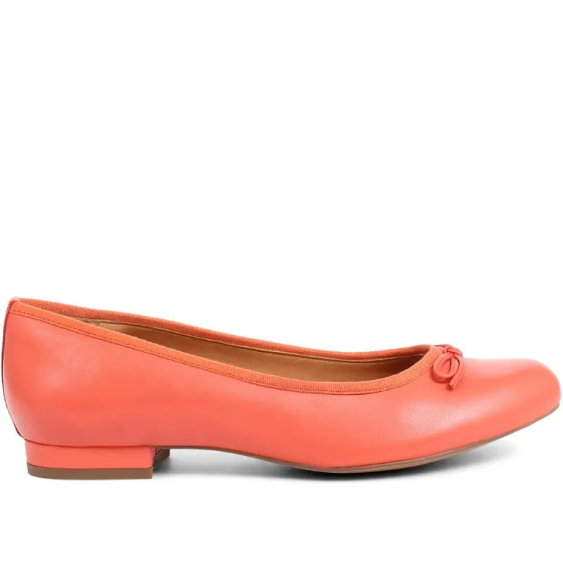 Soleil Leather Low Ballet Pumps - SOLEIL / 323 600 - Coral sold by Jones Bootmaker