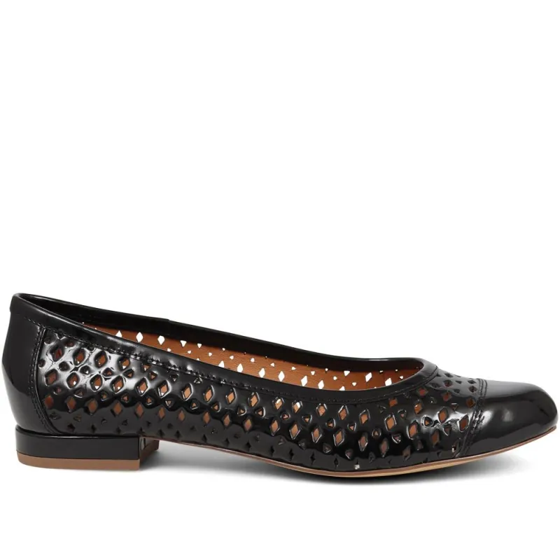 Sassi Ballet Flats  - SASSI / 325 141 - Black Patent sold by Jones Bootmaker