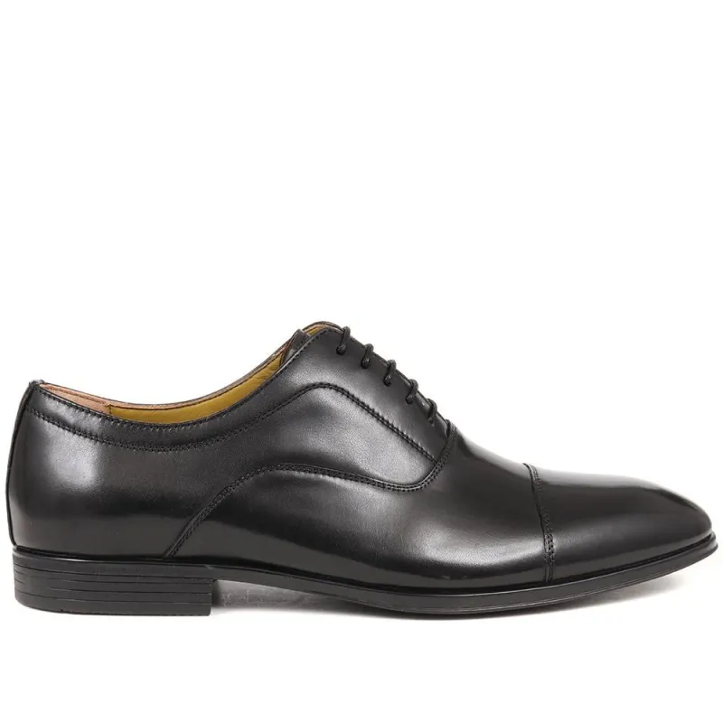 Middleham Leather Oxford Shoes - MIDDLEHAM / 323 640 - Black sold by Jones Bootmaker