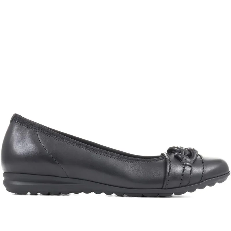 Sigrid Leather Ballet Flats - GAB36541 / 323 035 - Black sold by Jones Bootmaker