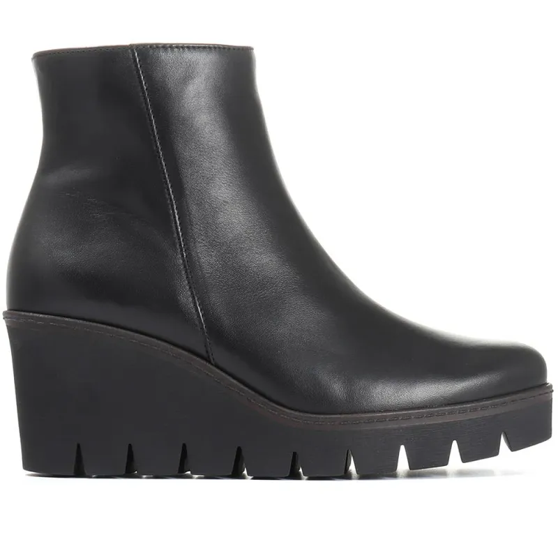 Utopia Gabor Wedge Heel Ankle Boots - GAB30560 / 316 638 - Black sold by Jones Bootmaker