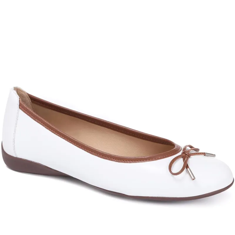 Leather Ballet Flat - GLO28512 / 313 772 - White sold by Jones Bootmaker