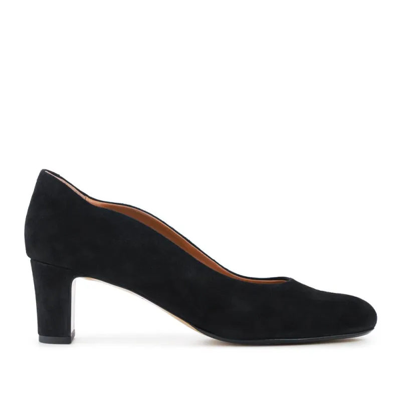 Zoey Leather Court Shoes - ZOEY / 323 597 - Black sold by Jones Bootmaker