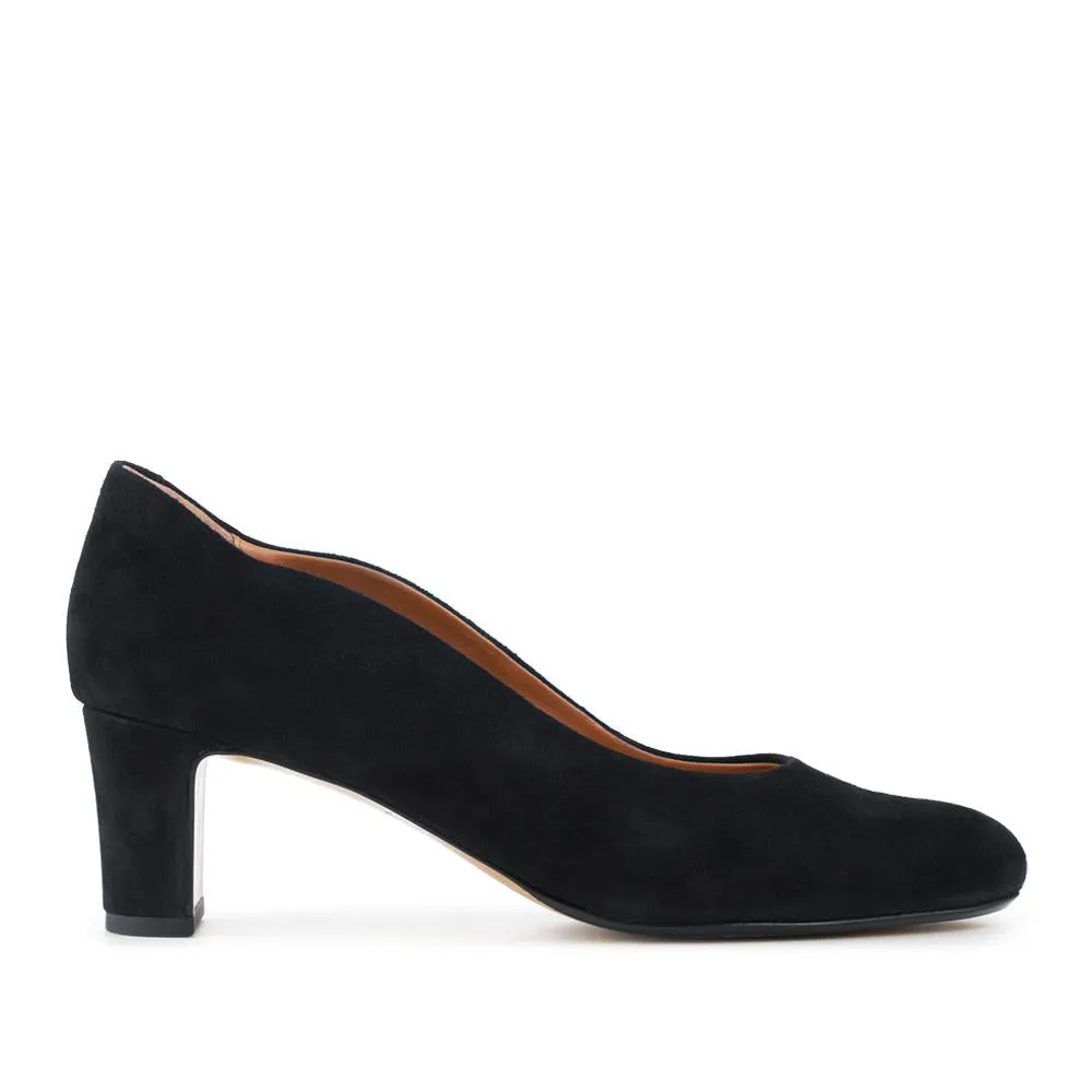 Zoey Leather Court Shoes - ZOEY / 323 597 - Black sold by Jones Bootmaker