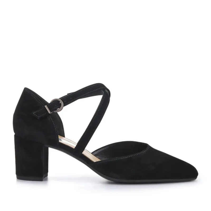 Gazelle Heeled Closed-Toe Sandals - GAB39518 / 325 069 - Black sold by Jones Bootmaker