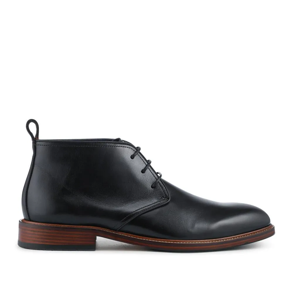 Fabbrino Leather Chukka Boots - FABBRINO / 328 621 - Black sold by Jones Bootmaker