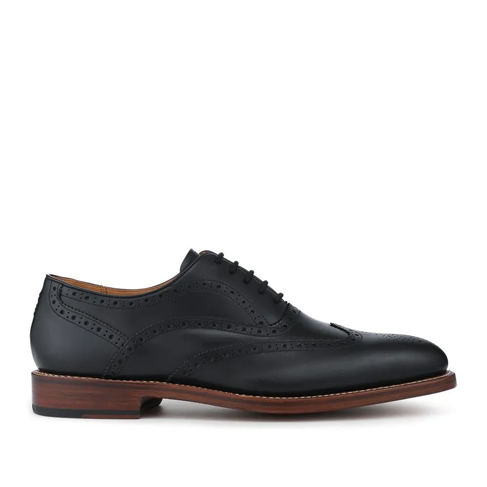 Oliver Sweeney Aldeburgh Calf Leather Oxfords - OLIVR42508 / 328 556 - Black sold by Jones Bootmaker