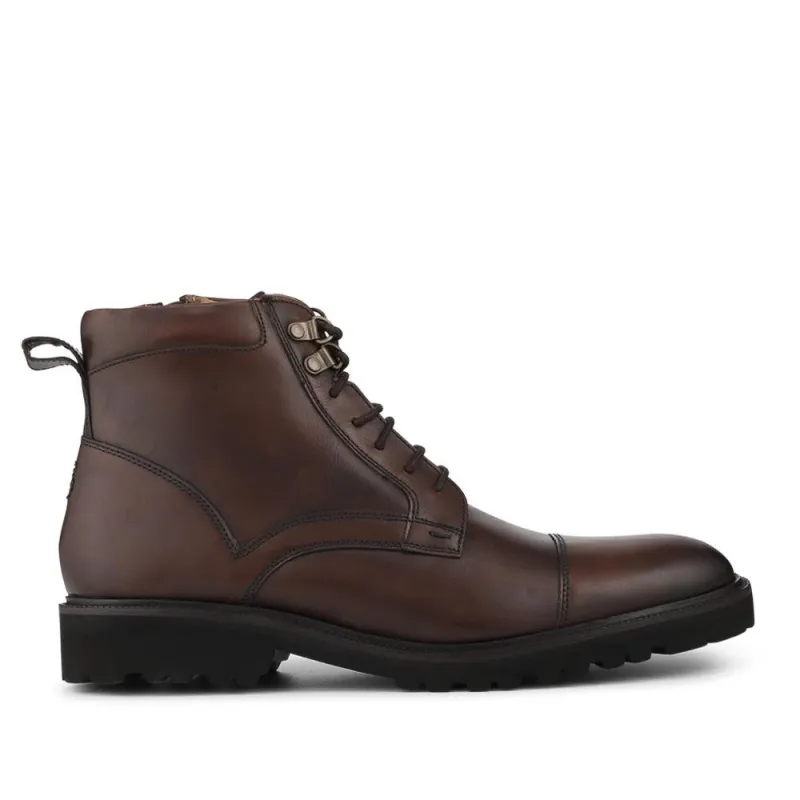 Oliver Sweeney Runcorn Antiqued Leather Boots - OLIVR42507 / 328 555 sold by Jones Bootmaker